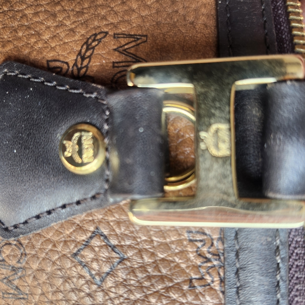 MCM Brown Visetos Tote with Gold Accents - Picture 15 of 16